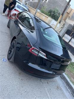 تێسلا مۆدێل 3